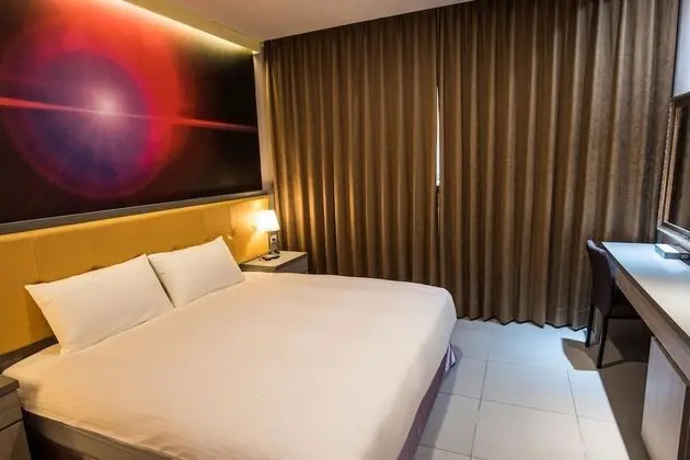Deluxe Tek Büyük Yataklı Oda, Şehir Manzaralı