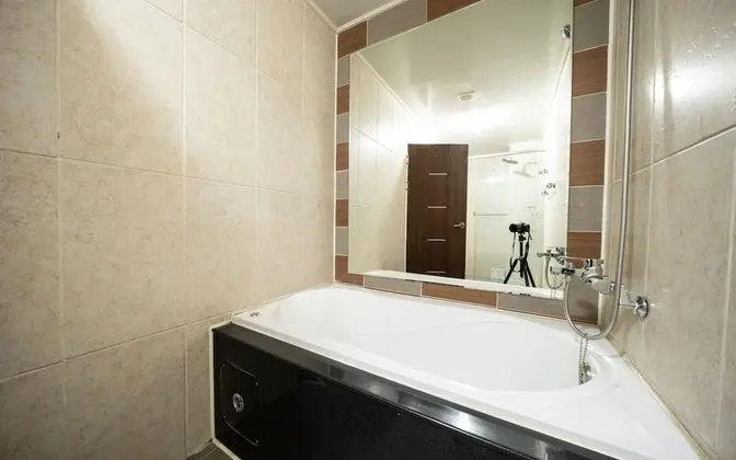 Oda (Special room-massage chair (Netflix a)