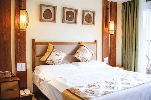 Deluxe Tek Büyük Yataklı Oda, Balkon