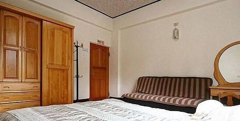 Standard Tek Büyük Yataklı Oda, Ortak Banyo