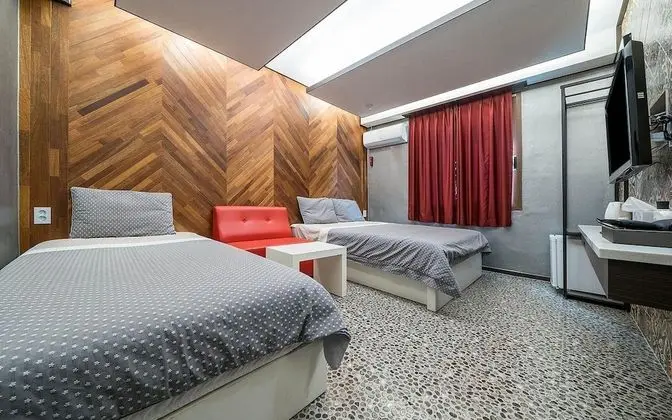 Oda (Deluxe rooms (twin Netflix available))