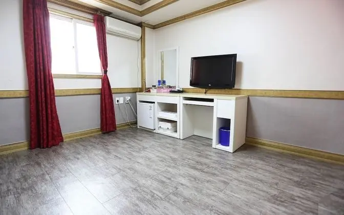 Oda (Ondol Room)