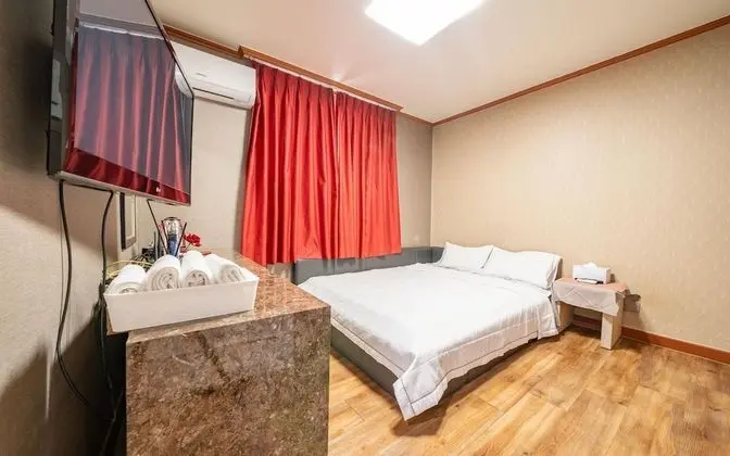 Oda (Standard Room)