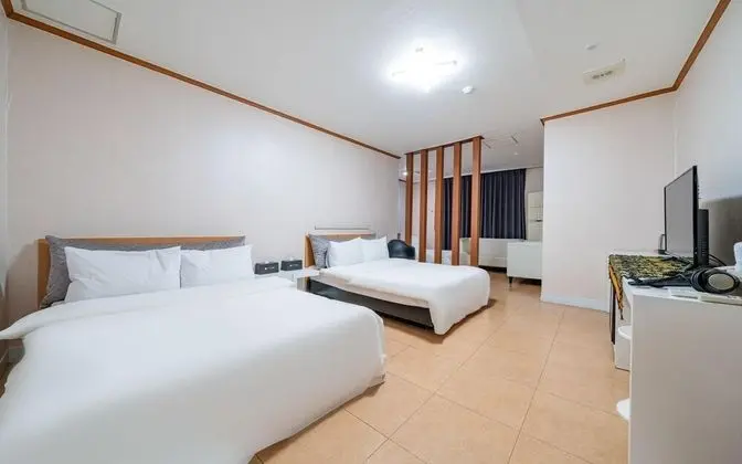 Oda (Three room)