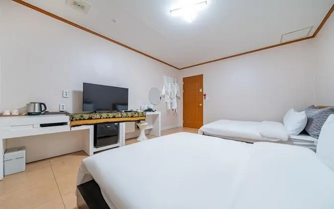 Oda (Three room)