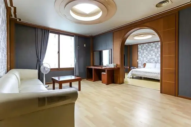 Oda (Special Room)