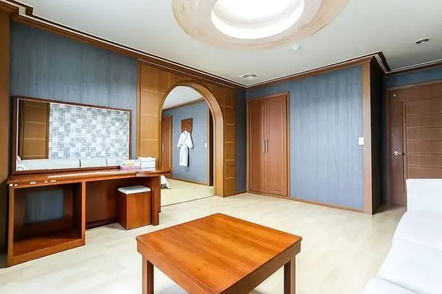 Oda (Special Room)