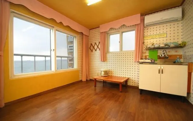 Oda (Big Ondol Room 303 (Ocean View))