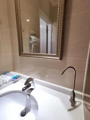 City İki Ayrı Yataklı Oda