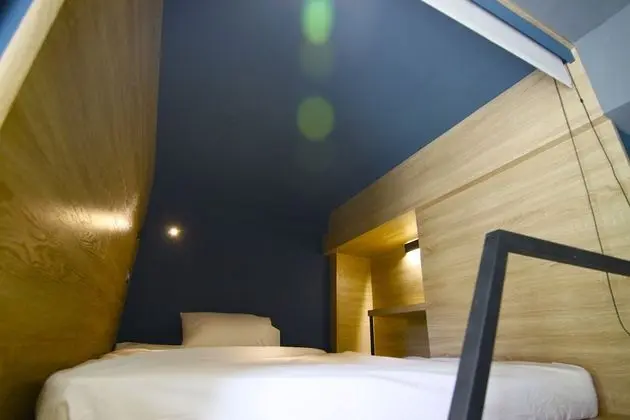 Ortak Ranzalı Oda, Karma Ranzalı Oda, Ortak Banyo (Double Bed )