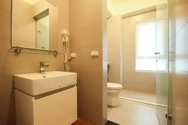 Standard Tek Büyük Yataklı Oda