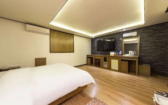 Oda (Special Room)
