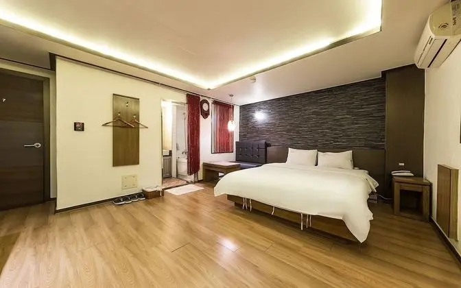 Oda (Special Room)