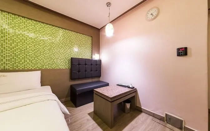 Oda (Standard Room)