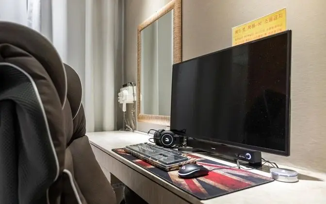 Oda (Mini - SSD 1PC (Bathtub Room Random A)