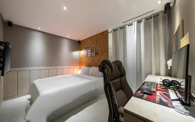 Oda (Mini - SSD 1PC (Bathtub Room Random A)
