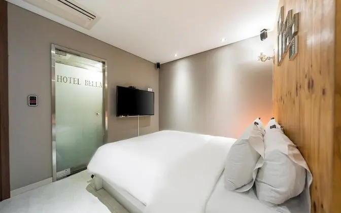 Oda (Mini - SSD 1PC (Bathtub Room Random A)