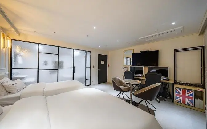 Oda (Premium A - Couple PC+Twin Bed/KingSi)