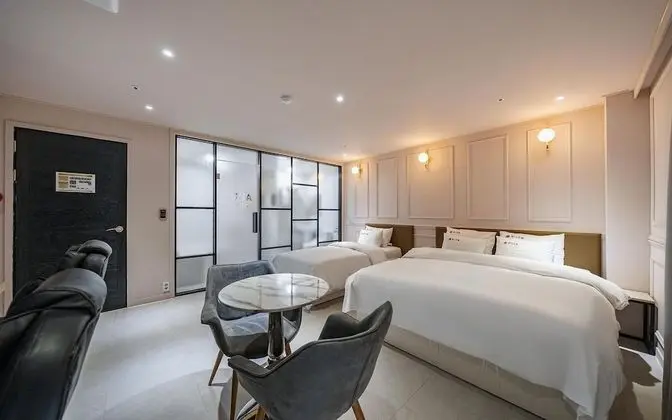 Oda (Premium A - Couple PC+Twin Bed/KingSi)