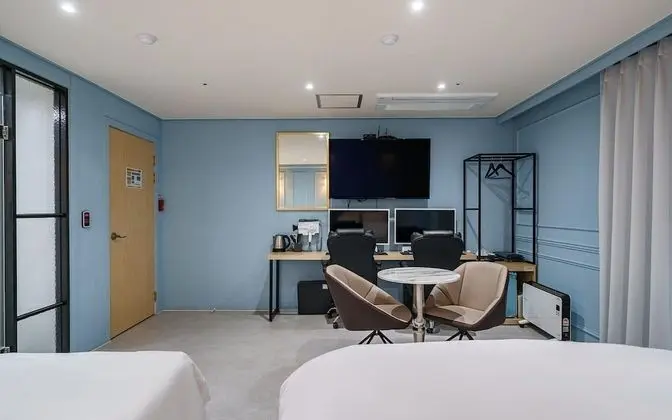 Oda (Premium A - Couple PC+Twin Bed/KingSi)