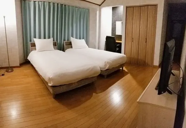 Ev (Holiday Home)