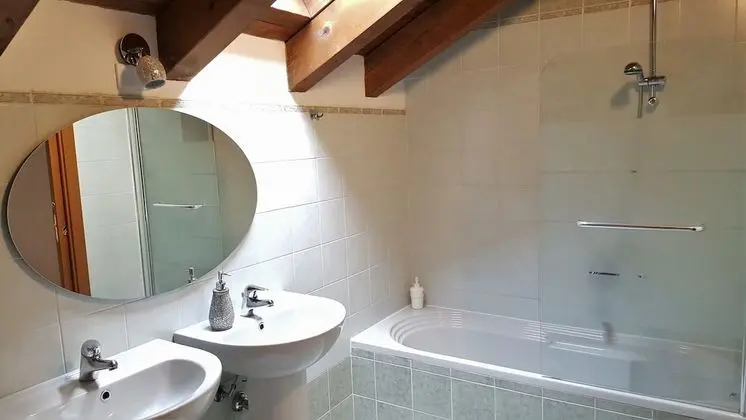 Standard Tek Büyük Yataklı Oda, Ortak Banyo