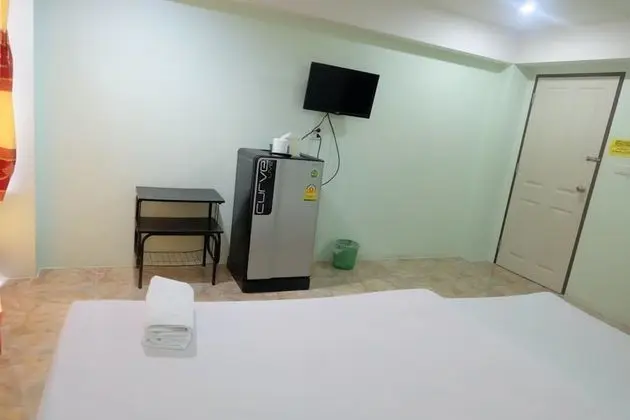Studio Room