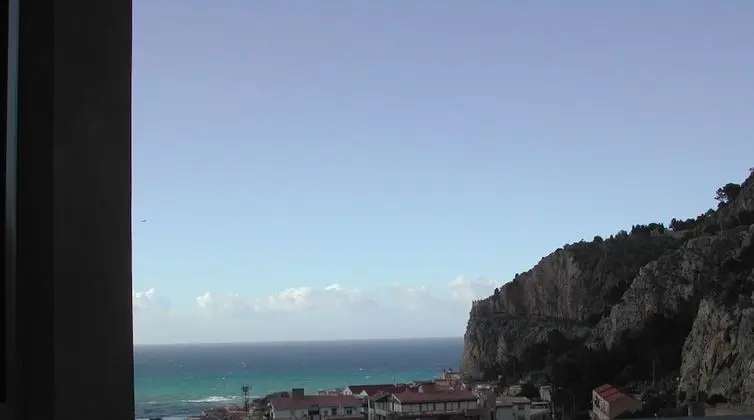 Dört Kişilik Oda, Özel Banyo, Deniz Manzaralı