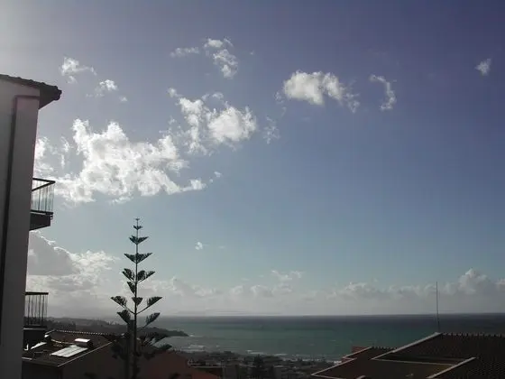 Tek Büyük Yataklı Oda, Ortak Banyo, Deniz Manzaralı