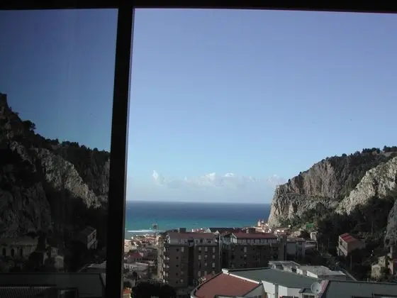 Tek Büyük Yataklı Oda, Ortak Banyo, Deniz Manzaralı