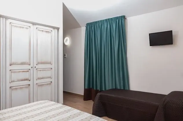Üç Kişilik Oda, Balkon