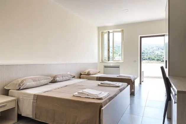 Standard Üç Kişilik Oda