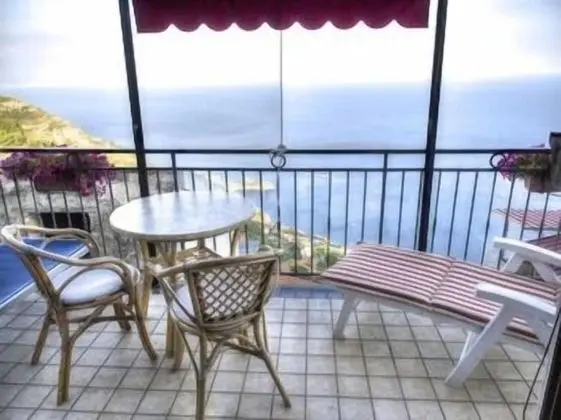 Tek Büyük Yataklı Oda, Deniz Manzaralı