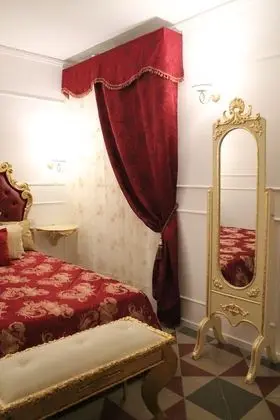 Superior Tek Büyük Yataklı Oda
