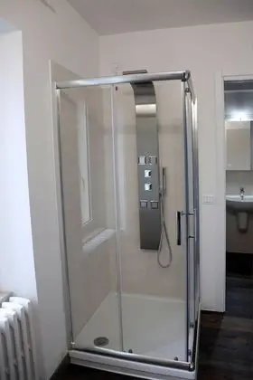 Deluxe Tek Büyük Yataklı Oda, Birden Çok Yatak, Jakuzi (n°6)