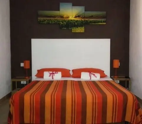 Classic Tek Büyük Yataklı Oda