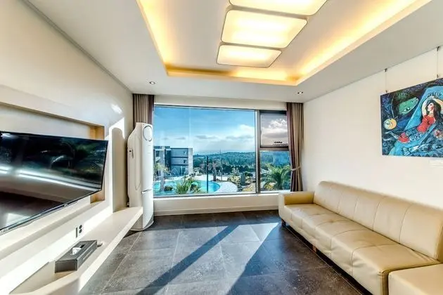 Suite Spa Room