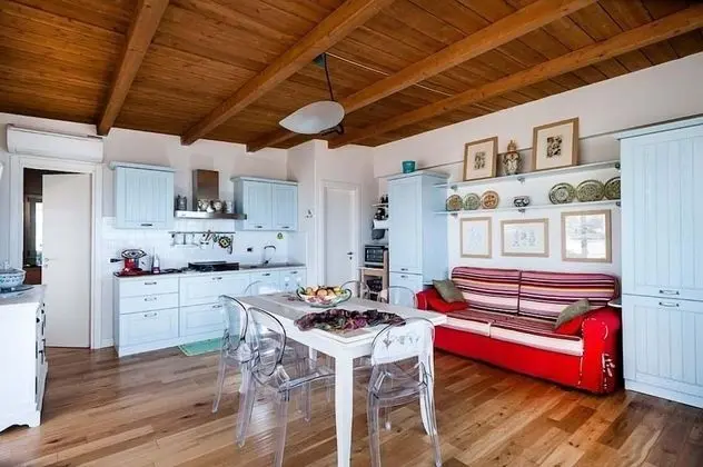 Daire, 2 Yatak Odası, Deniz Manzaralı