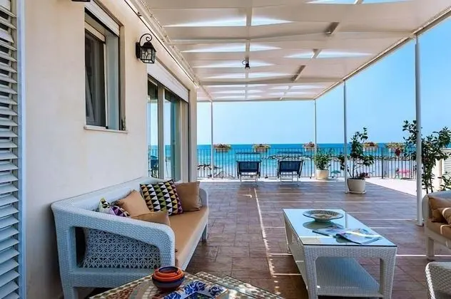 Daire, 2 Yatak Odası, Deniz Manzaralı