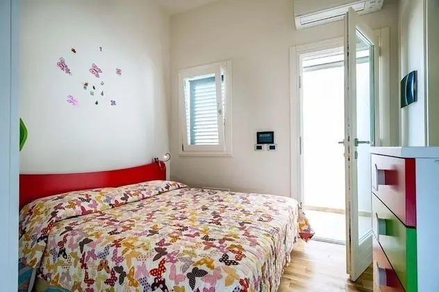 Daire, 2 Yatak Odası, Deniz Manzaralı