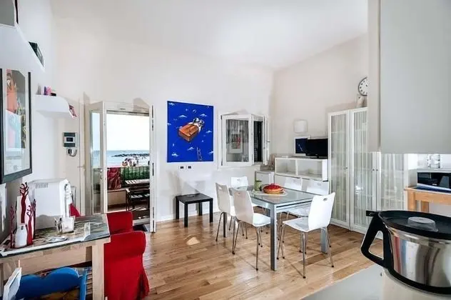 Daire, 2 Yatak Odası, Deniz Manzaralı