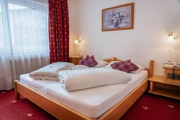 Tek Büyük Yataklı Oda (Stubai)