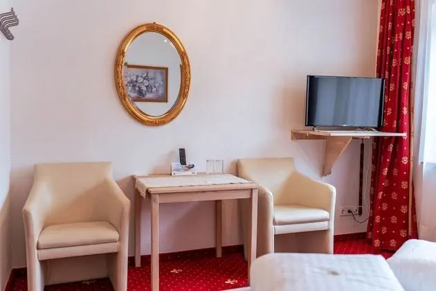 Tek Büyük Yataklı Oda (Stubai)