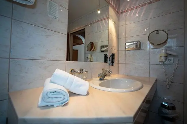 Tek Kişilik Oda (Schlick)