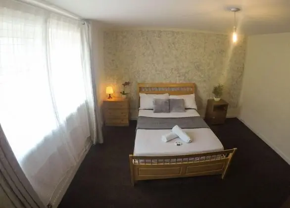 Tek Büyük Yataklı Oda (in shared house 1)