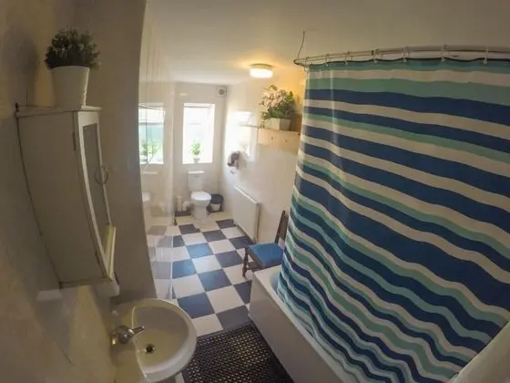 Tek Büyük Yataklı Oda (in Shared House 2)