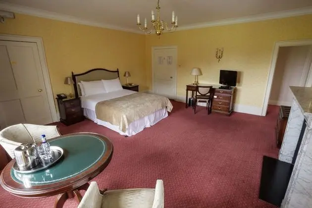 Exclusive Tek Büyük Yataklı Oda (Main House)