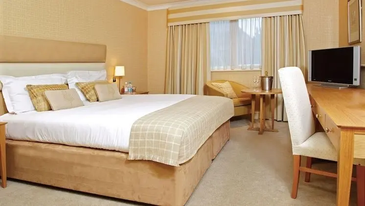 İki adet Tek Kişilik Yataklı