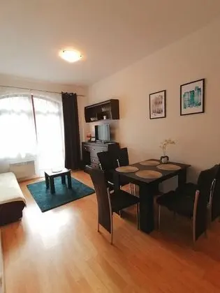 Apart Daire, Balkon