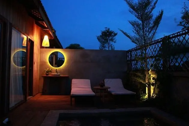 Private Pool Bungalow - Free Pickup